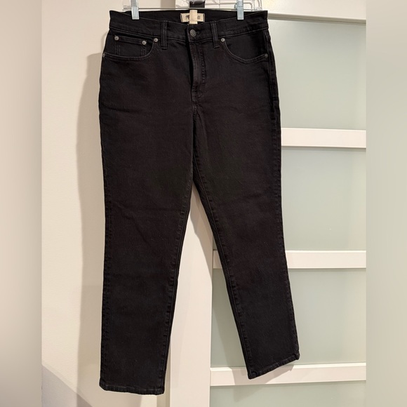 NWT!! Madewell Women's Black mid-rise Straight Leg Jeans- perfect vintage Jean - Picture 1 of 3
